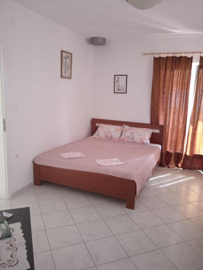 Apartment Ana Stomorska Εξωτερικό φωτογραφία